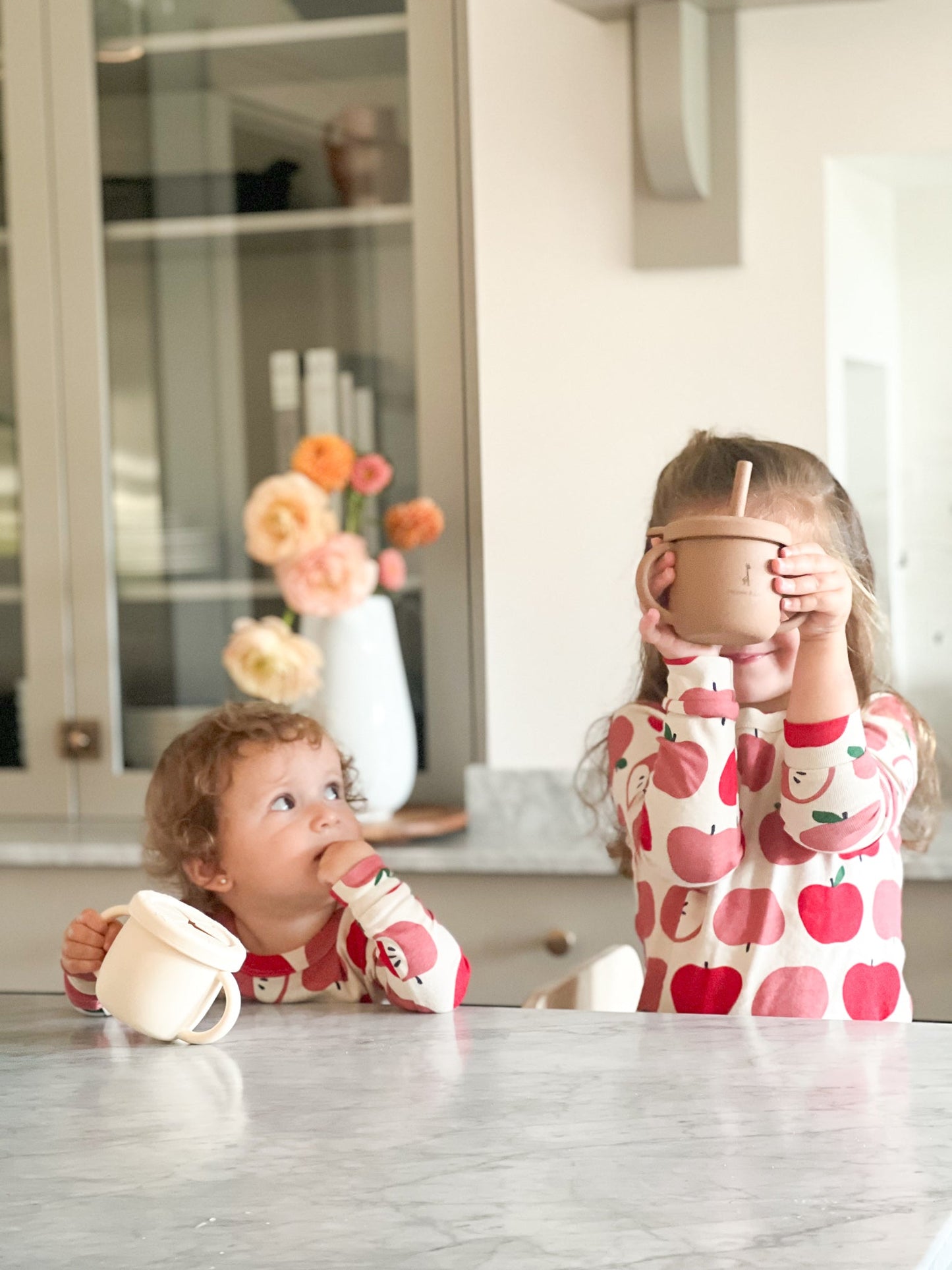 Tasse d'apprentissage 2 en 1 pour collation et liquide